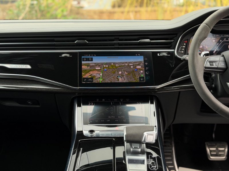 AUDI Q8 MILEAGE 14,929 GEARBOX AUTOMATIC ENGINE SIZE 4.0L MPG COMBINED 21MPG CO2 305G...